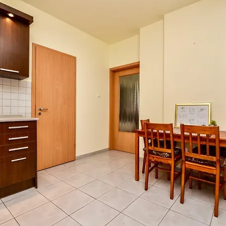 Cappuccino With Balcony And Free Parking Lejlighed *