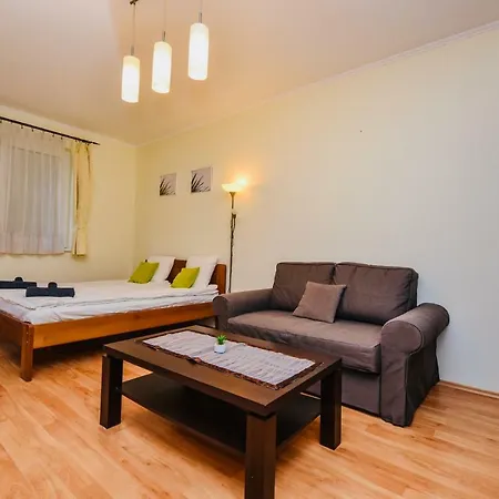 דירה Cappuccino With Balcony And Free Parking בודפשט